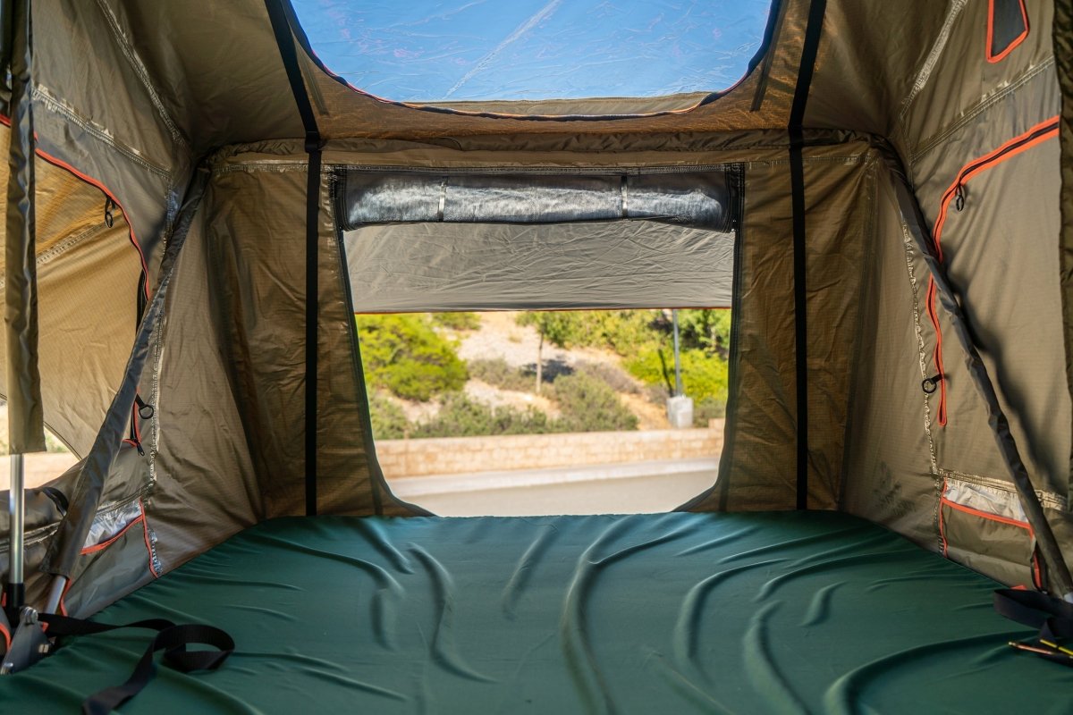 Tuff Stuff Trailhead Pro roof top tent - image 14