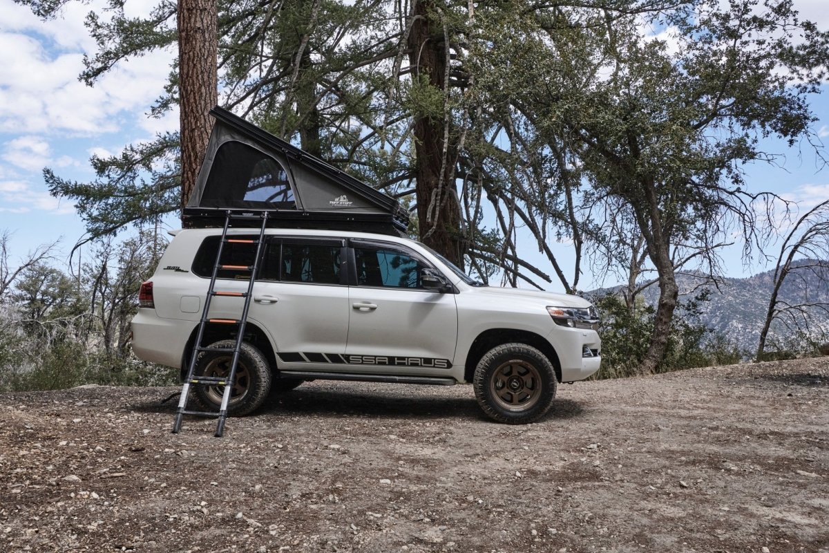 Tuff Stuff Alpine 51 hard shell roof top tent - image 15