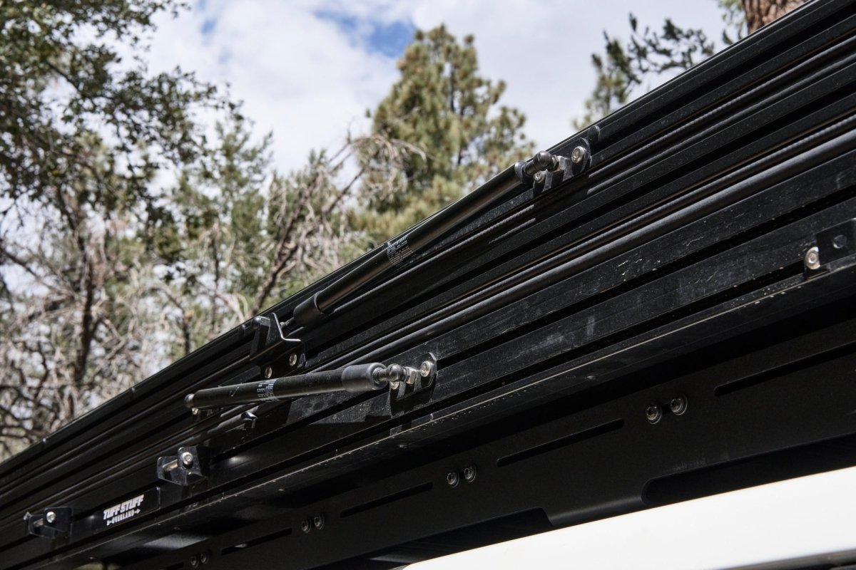 Tuff Stuff Alpine 61 hard shell roof top tent - image 18
