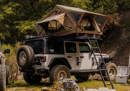 Tuff Stuff Trailhead Pro roof top tent - image 1